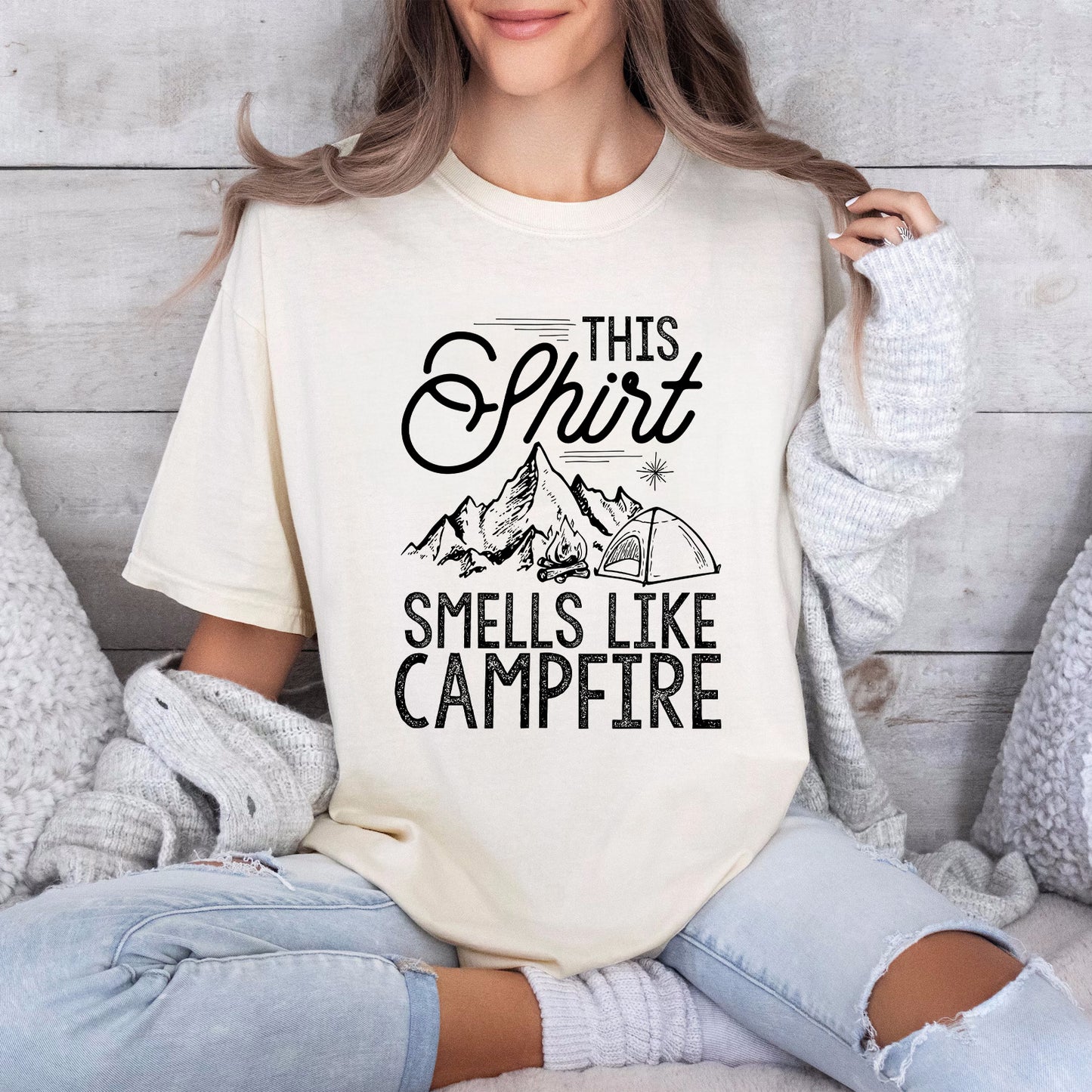 This Shirt Smells Like Campfire | Campfire Vibes T-Shirt | Perfect Camping Gift | Outdoor Lifestyle Clothing | Nature Lover Apparel